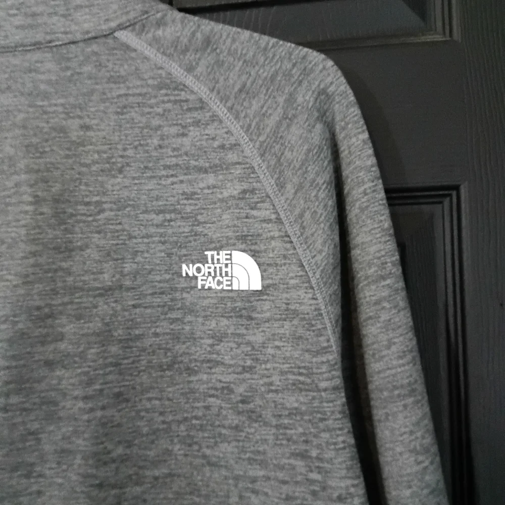 The North Face Men's Sz. L Grey Canyonlands 1/2 Zip Pullover